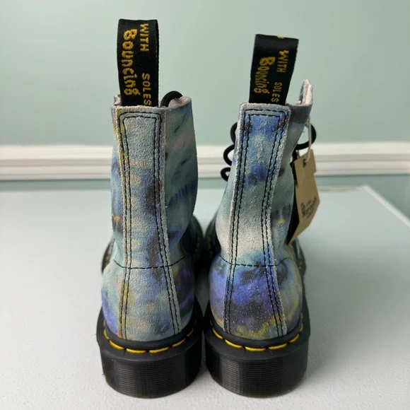 Dr. Martens NEW 1460 Pascal Blue Size 6 Summer Tie Dye Tumbled Women's N… - Picture 5 of 8